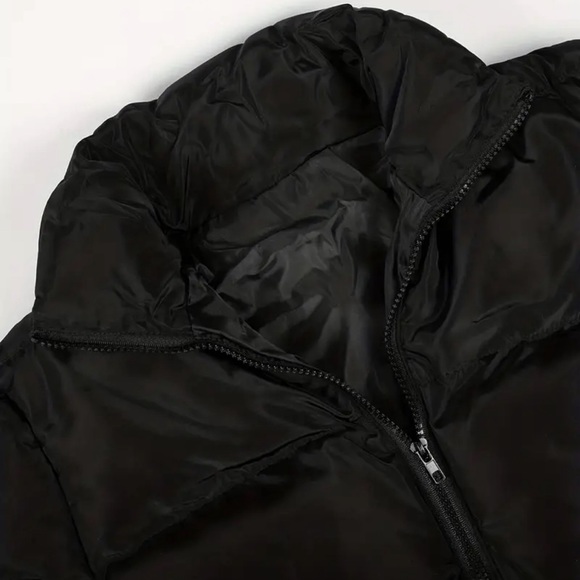 Cropped Puffer Jacket-Black - Picture 4 of 7